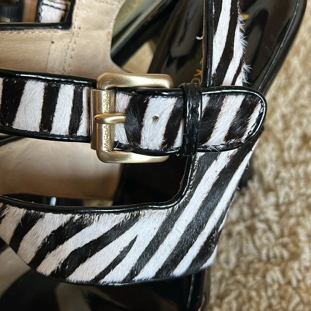 Michael Kors Zebra Print Calf Hair Brookville Platform Sandals EUC Sz 9.5
